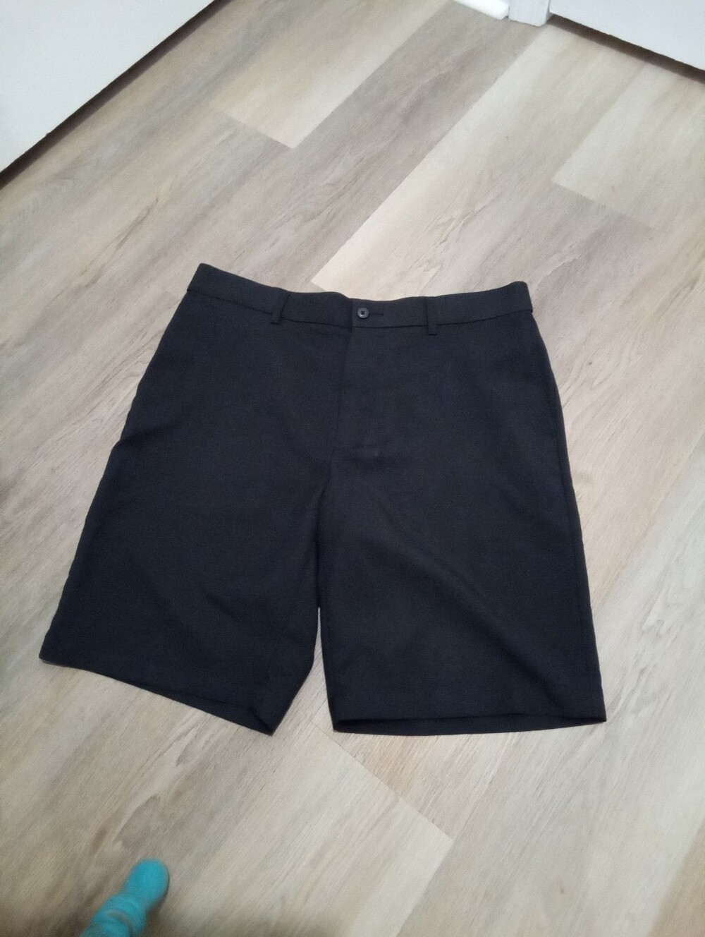 Grand Slam Size 36 Black Flat-Front Men's Golf Performance Wear Athletic Shorts